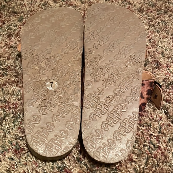 Target slides - Picture 7 of 8